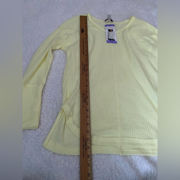 Vintage America Ladies’ Thermal Knit Top, Wax Yellow, XS Oversized, NEW - Picture 10 of 13
